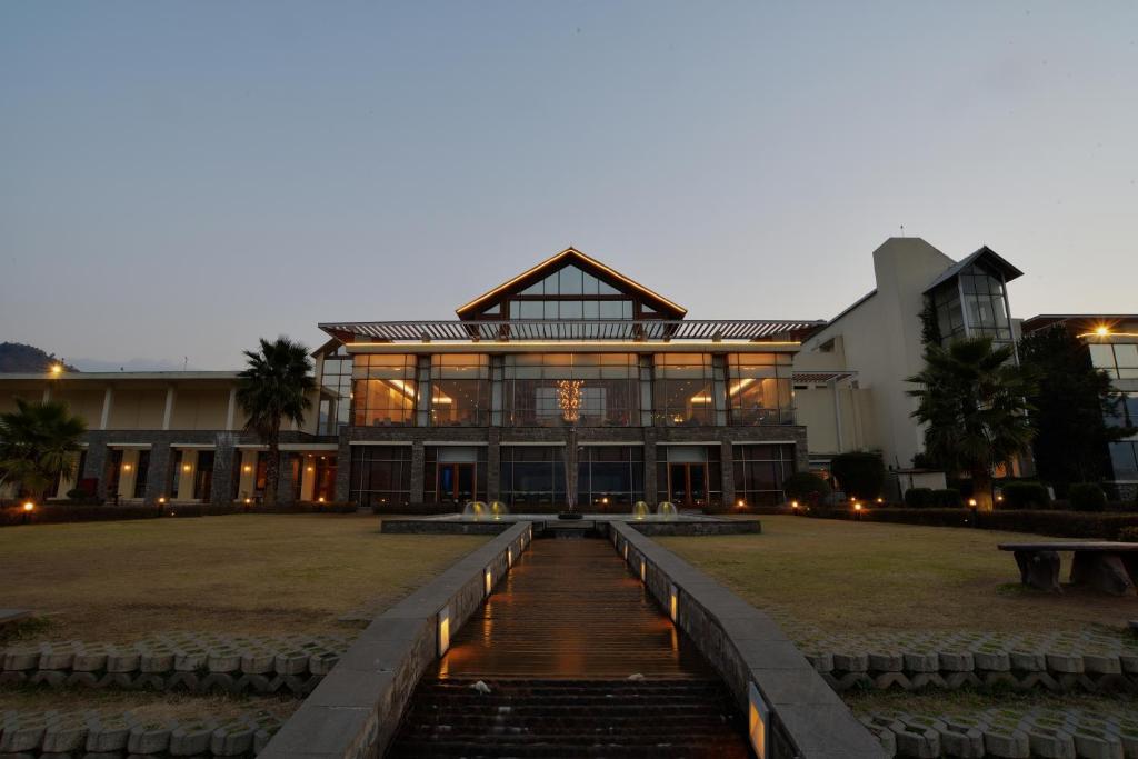 TOP 100 HOTELS IN PAKISTAN 2024 RANKING BY FLYPAKISTAN